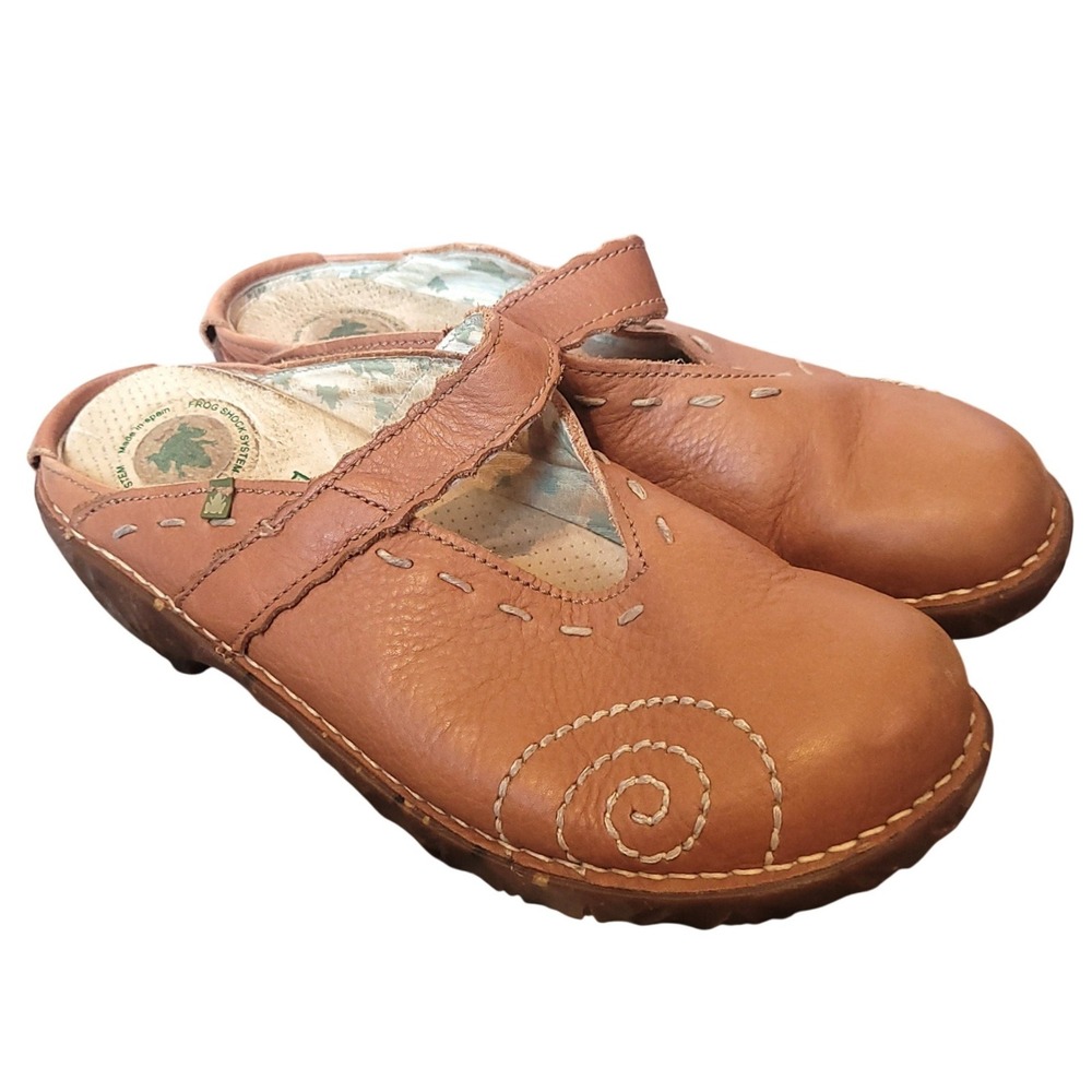El Naturalista Tan Leather Mule Clogs Swirl Embroidery Frog Shock Spain 38/7.5